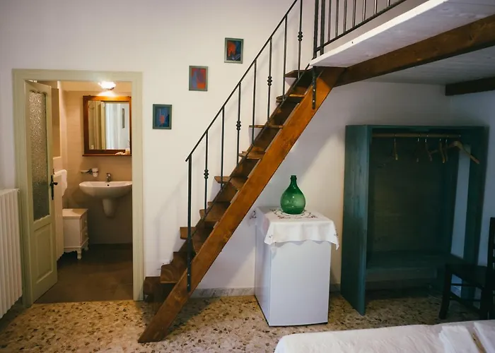 לינה וארוחת בוקר Il Melograno צ'לייה מספיקה