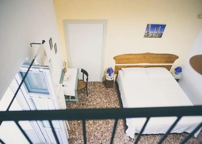 Il Melograno לינה וארוחת בוקר צ'לייה מספיקה