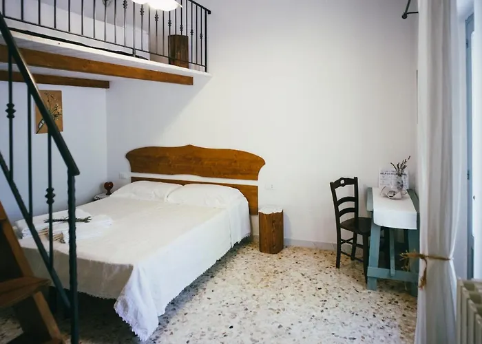 Il Melograno לינה וארוחת בוקר *